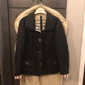 Size L Burberry quilted jacket black